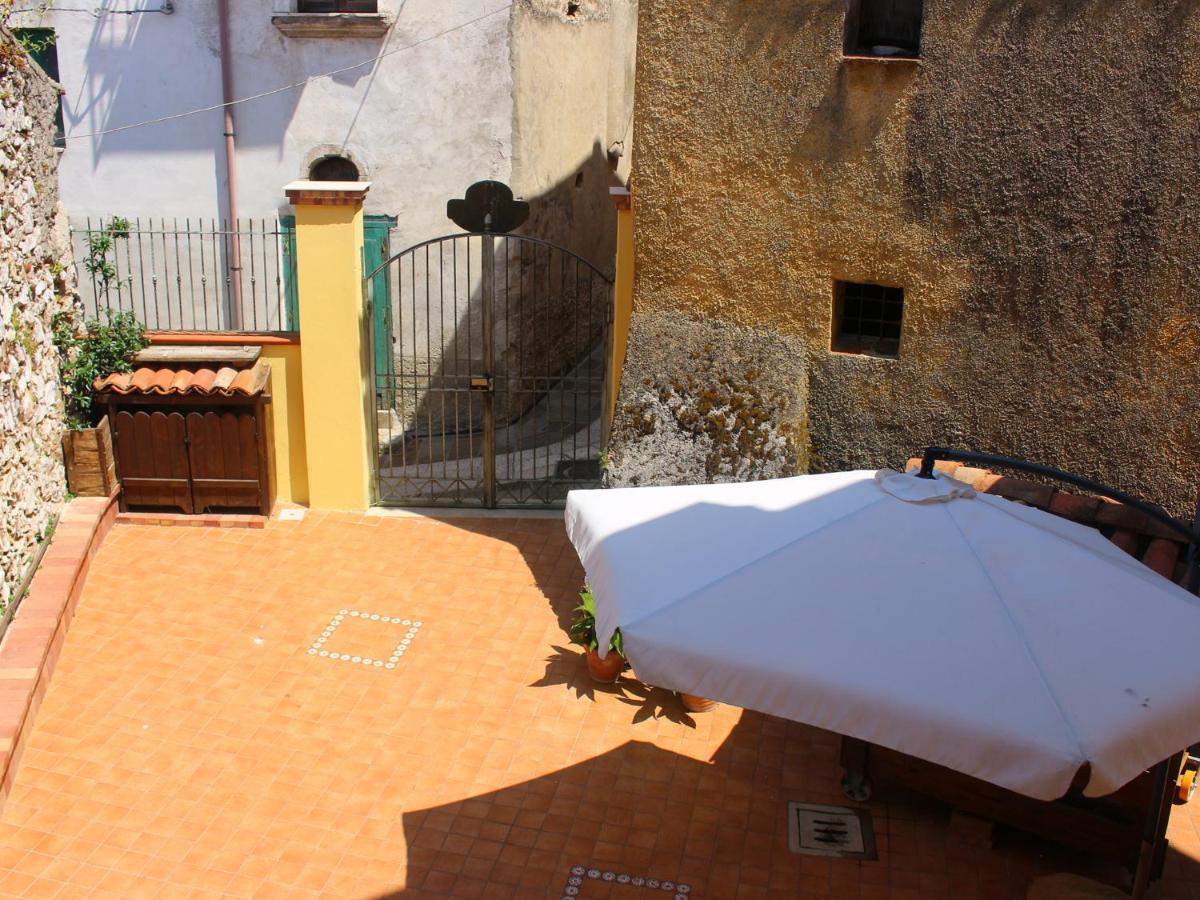 Bed and Breakfast La Chiocciola à Trentinara Extérieur photo