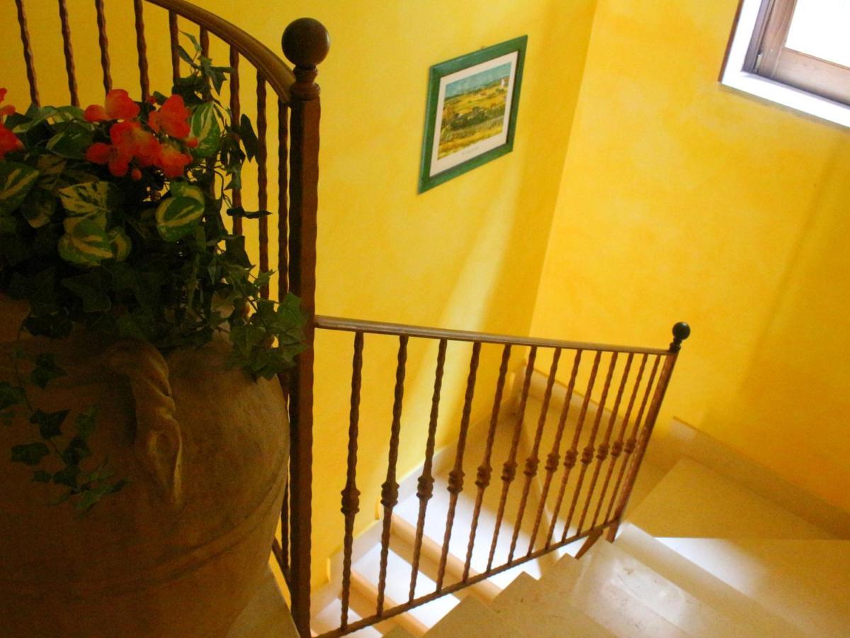 Bed and Breakfast La Chiocciola à Trentinara Extérieur photo
