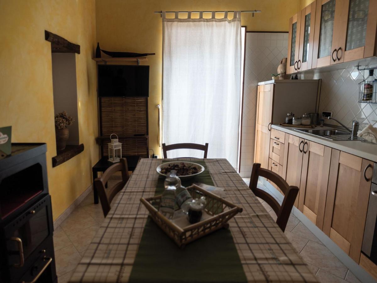 Bed and Breakfast La Chiocciola à Trentinara Extérieur photo